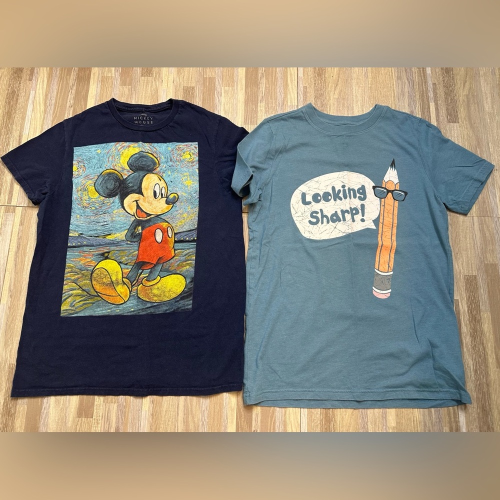 Mickey Mouse & Graphic Tee Bundle, Boys XL / Men's Small